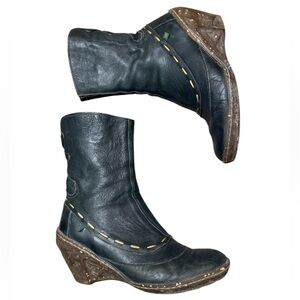 El Naturalista 7.5 (38) EUC Black Heeled Boots with Wedge Heel mosaic blend